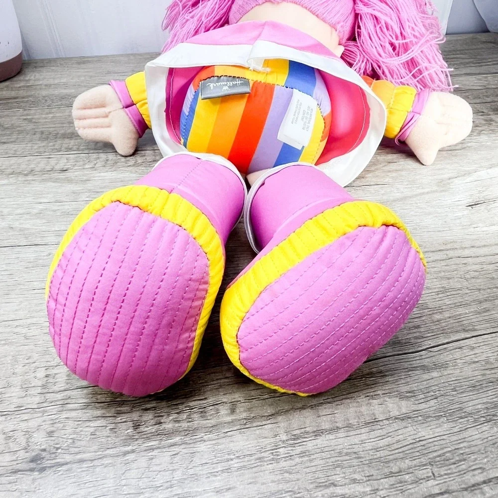 Rainbow‎ Brite Tickled Pink 16